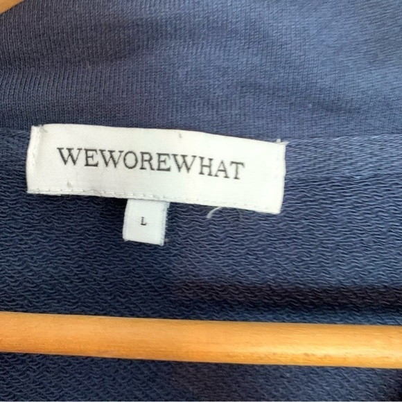 [WeWoreWhat] Navy Blue Long Sleeve Cropped Length Sweatshirt - Picture 4 of 7